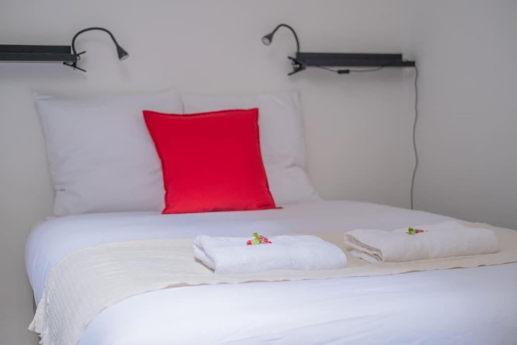 L'Ange Au Sourire Apartment Реймс Екстериор снимка
