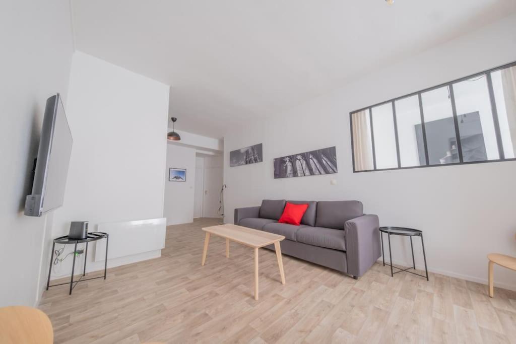 L'Ange Au Sourire Apartment Реймс Екстериор снимка