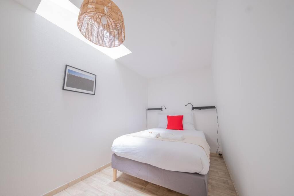 L'Ange Au Sourire Apartment Реймс Екстериор снимка