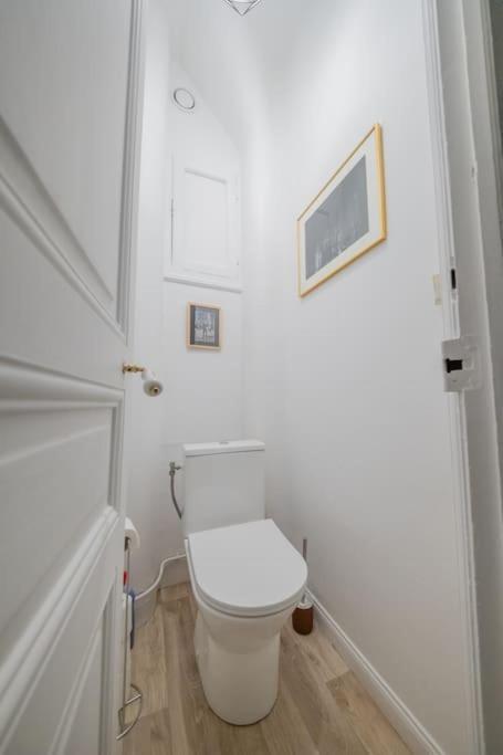 L'Ange Au Sourire Apartment Реймс Екстериор снимка